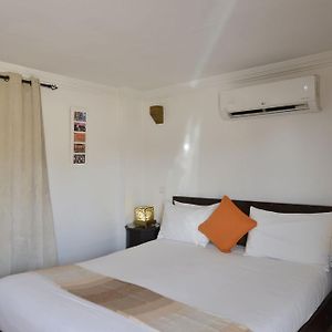 Habitación con Cama King